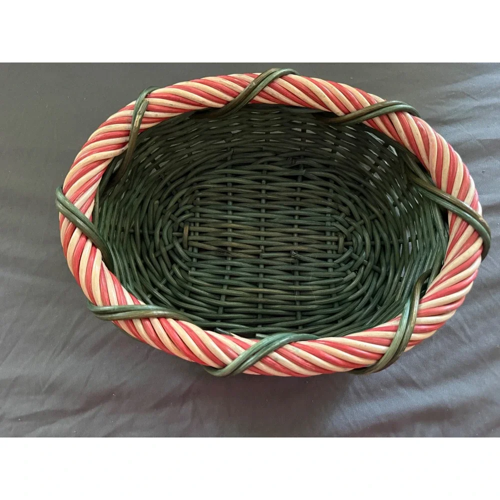 Vintage Red Green Cream Woven Wicker Oval Basket Holiday Christmas Decor 12in